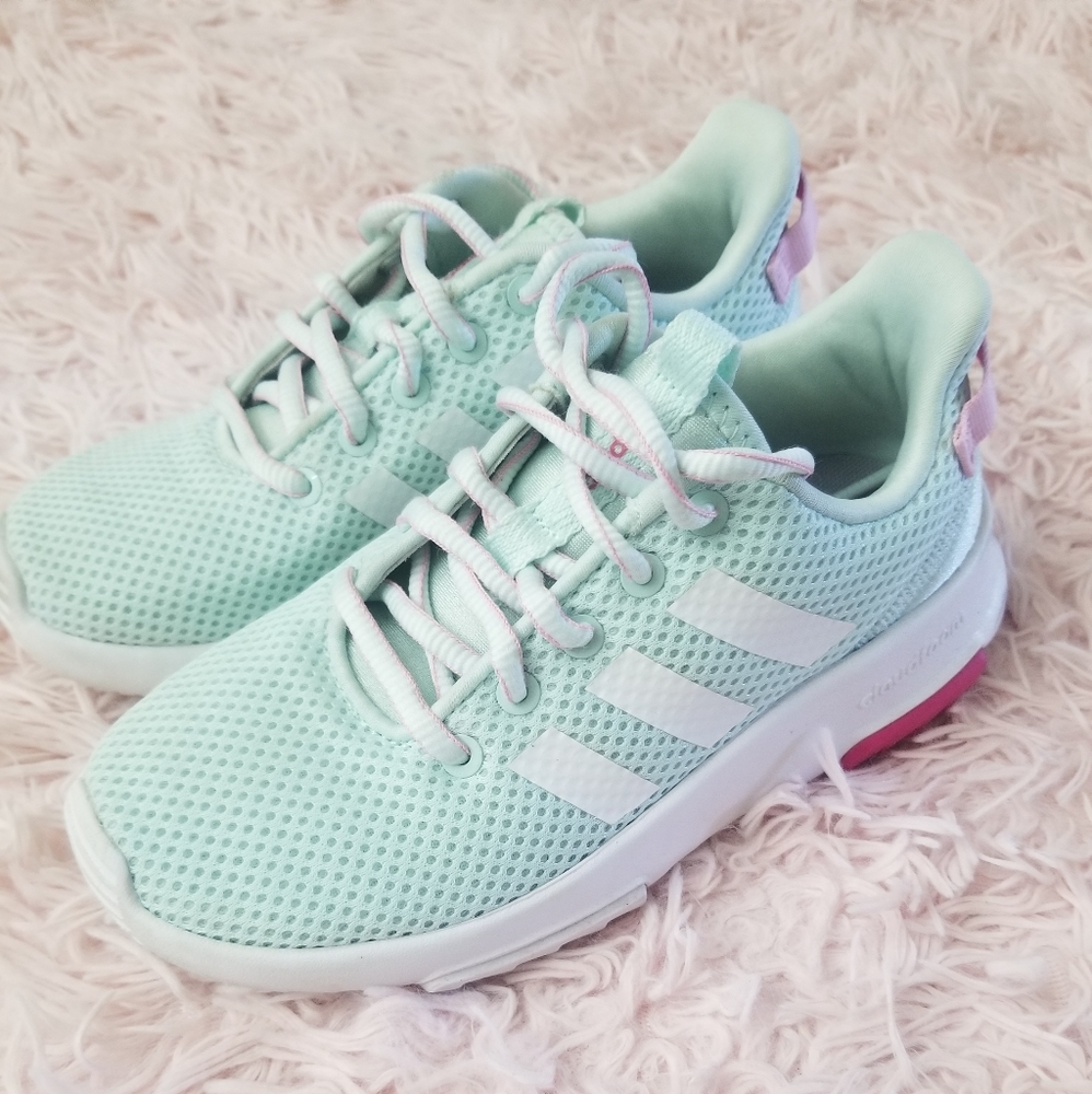 Kids Adidas size 1